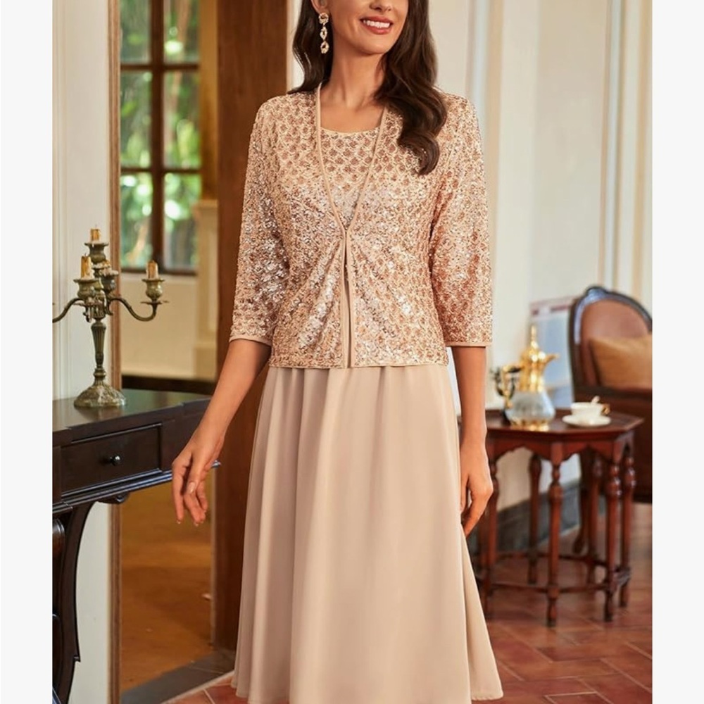 Elegant Beige Women's Skirt